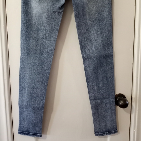 Celebrity Pink Distressed Skinny Jeans Junior Women's Size 1 - Picture 6 of 13